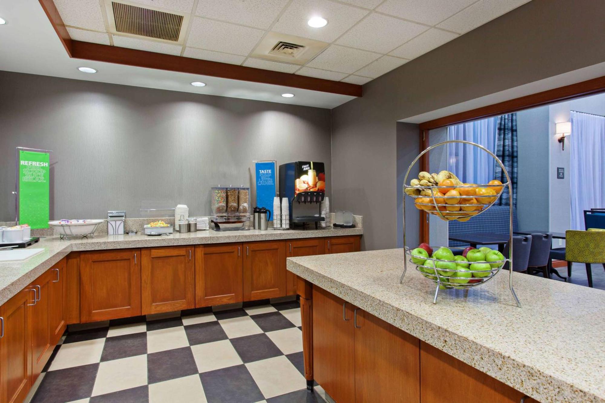 Hampton Inn & Suites Clovis Airport North Buitenkant foto